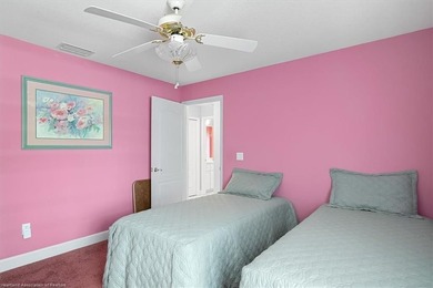 CUSTOM-BUILT, EXECUTIVE HOME on an oversized cul-de-sac lot in - photo 37