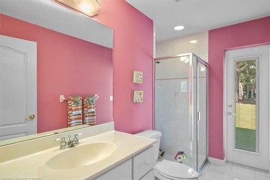 CUSTOM-BUILT, EXECUTIVE HOME on an oversized cul-de-sac lot in - photo 38