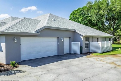 CUSTOM-BUILT, EXECUTIVE HOME on an oversized cul-de-sac lot in - photo 46