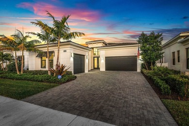 (private lake, pond, coastal) Home For Sale in Palm Beach Gardens Florida