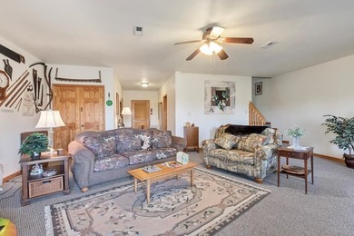 This FULLY FURNISHED two-bedroom, three-bathroom mountain chalet - photo 53