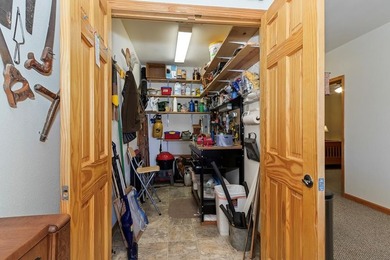 This FULLY FURNISHED two-bedroom, three-bathroom mountain chalet - photo 55