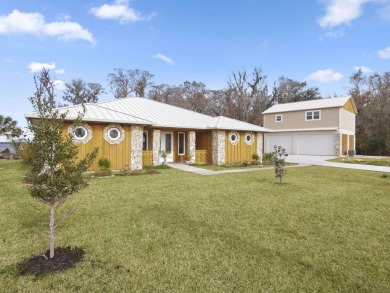 Lake Home For Sale in East Palatka, Florida