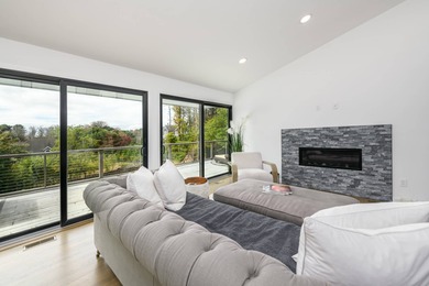 Discover your forever home in the Hamptons in an enviable - photo 4