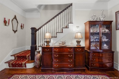 Welcome to this charming and lovingly maintained brick Colonial - photo 11
