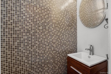 Welcome to this charming and lovingly maintained brick Colonial - photo 15