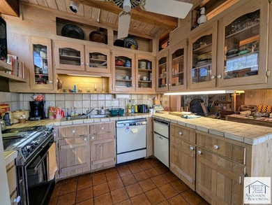 Welcome to 191 Reservoir Overlook, an Impressive 4 bedroom, 4.5 - photo 18