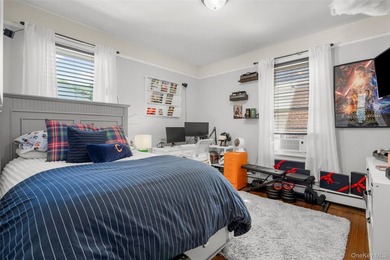 Welcome to this charming and lovingly maintained brick Colonial - photo 20