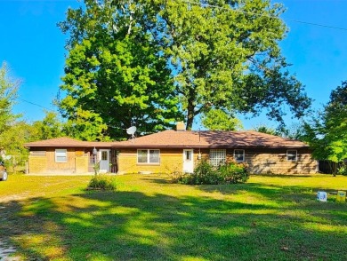 Lake Home For Sale in White Pigeon, Michigan