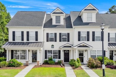 Welcome to easy coastal living in the highly sought-after - photo 31