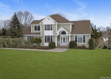 Stunning Colonial located in the desirable Riverhead Community - photo 1