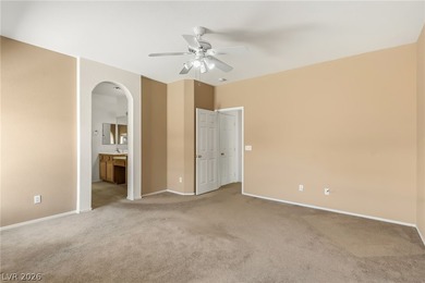 WOW! Beautiful Waterford home of elegance and ease. It's move-in - photo 7