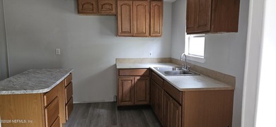 Discover the perfect blend of privacy, space, and convenience - photo 7