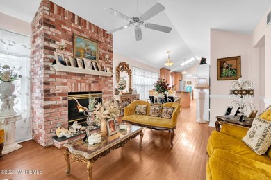 BACK ON THE MARKET! Available immediately and easy to show. This - photo 14