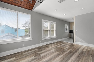 Charming duplex, steps from the World's Most Famous Beach! This - photo 15