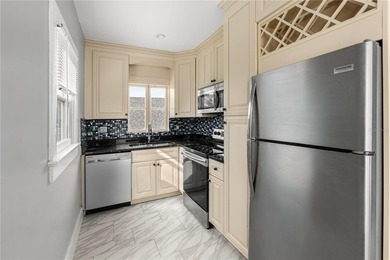 Charming duplex, steps from the World's Most Famous Beach! This - photo 22