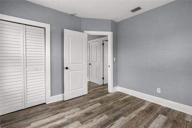 Charming duplex, steps from the World's Most Famous Beach! This - photo 30