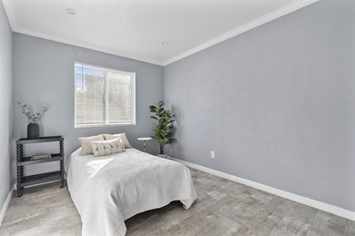 Beautifully Remodeled Home Near Trails and the Coast! Step - photo 10