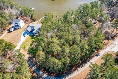 A great opportunity to build on a water access lot and - photo 18