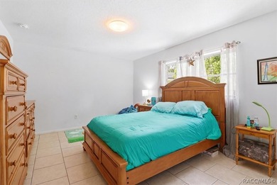 Spacious and beautifully updated pool home offering over 2,400 - photo 21