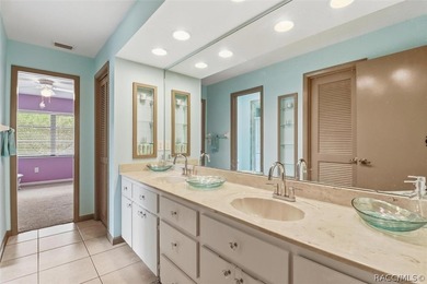 Spacious and beautifully updated pool home offering over 2,400 - photo 27