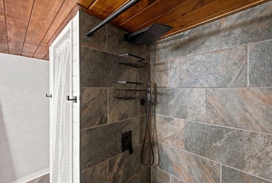 Wake up to breathtaking panoramic views of Herrington Lake from - photo 33