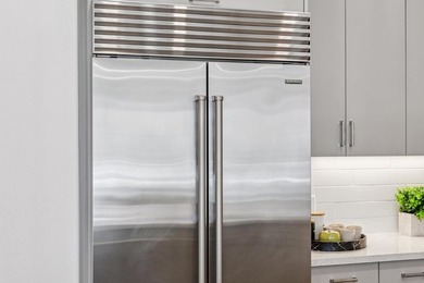 Luxury corner unit in the highly sought-after Chancery Lane at - photo 4