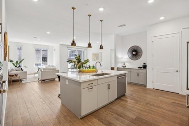 Luxury corner unit in the highly sought-after Chancery Lane at - photo 9