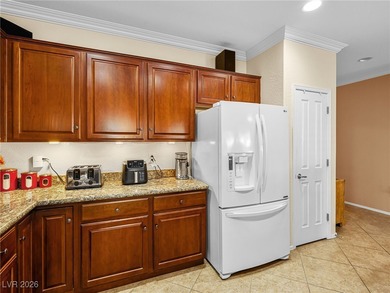 Located in award-winning Sun City Aliante community, this