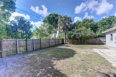 Prime Lake Park location with no HOA. This 3-bedroom home offers - photo 13