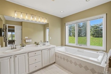 Welcome to Rolling Oaks a highly desirable community in Plymouth - photo 16