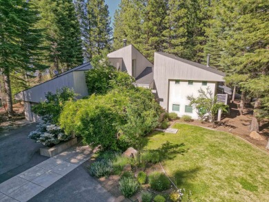 Lake Home For Sale in Lake Almanor West, California