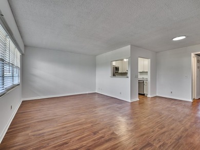 Remodeled & Move-In Ready! Don't miss this beautifully updated - photo 4