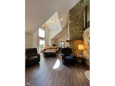 Lake Living on Lake LaSalle in Beautiful Brown County. Enter - photo 4