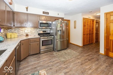 Lake Living on Lake LaSalle in Beautiful Brown County. Enter - photo 10