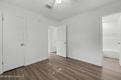 Move right into this beautifully renovated home in the desirable - photo 11