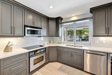 LIVE THE LIFESTYLE OF LAUDERDALE BY THE SEA! THIS PRIVATE - photo 13