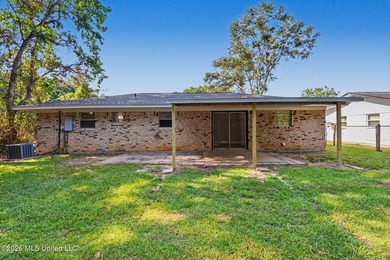 Move right into this beautifully renovated home in the desirable - photo 20