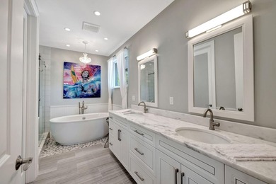 LIVE THE LIFESTYLE OF LAUDERDALE BY THE SEA! THIS PRIVATE - photo 28