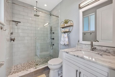 LIVE THE LIFESTYLE OF LAUDERDALE BY THE SEA! THIS PRIVATE - photo 32