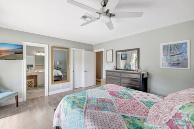 LIVE THE LIFESTYLE OF LAUDERDALE BY THE SEA! THIS PRIVATE - photo 35