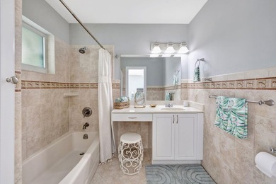 LIVE THE LIFESTYLE OF LAUDERDALE BY THE SEA! THIS PRIVATE - photo 37