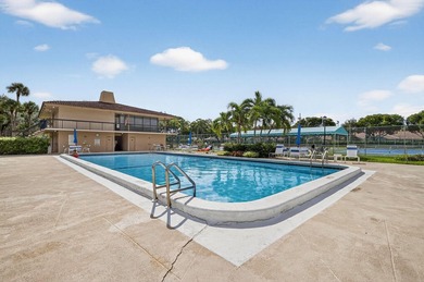 Rare opportunity to reimagine this spacious 4th-floor residence - photo 49