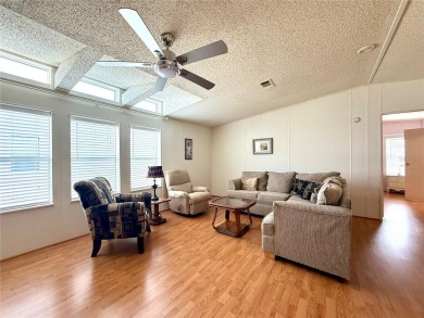 The seller is MOTIVATED and has reduced the price! Don't pass up - photo 4