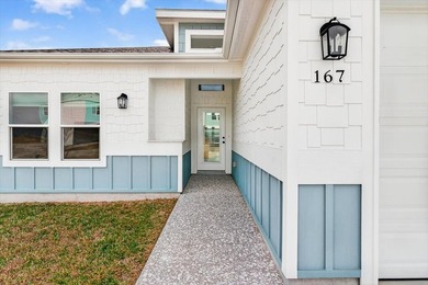 Welcome to your coastal retreat in the heart of Rockport! This - photo 2
