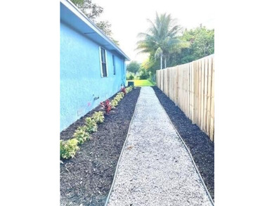 Rare opportunity to own a versatile investment property in the - photo 4