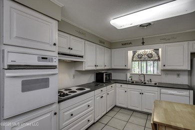 NEW PRICE!!! Welcome to this adorable home in Florence MS with a - photo 12