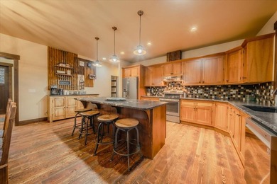 Discover a proven income-producing retreat, perfectly positioned - photo 12
