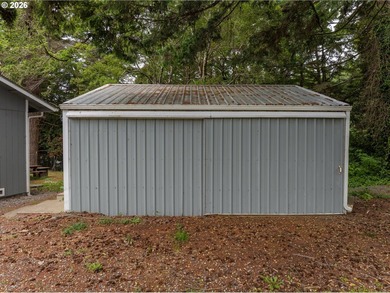 Enjoy life on the outskirts of Port Orford with this beautiful 3 - photo 30