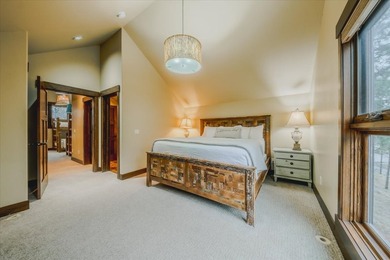 Discover a proven income-producing retreat, perfectly positioned - photo 32